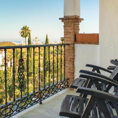 Stunning Apartment In Mijas With Kitchen Bagian luar foto